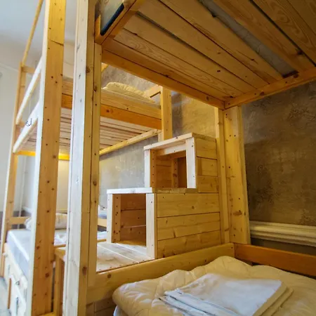 Imaginary (adults Only) Albergue