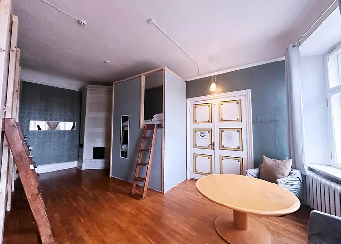 Imaginary (adults Only) Hostal Tallin