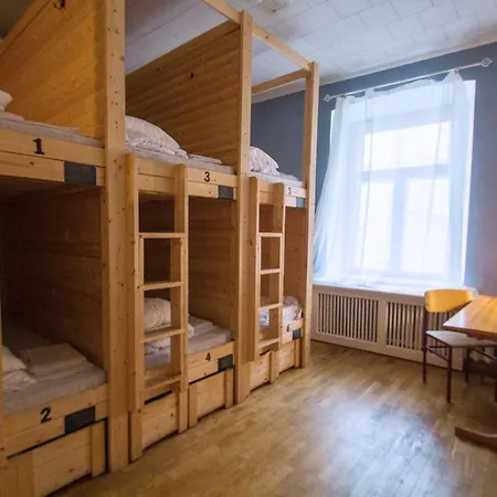 Hostel Imaginary (adults Only) *