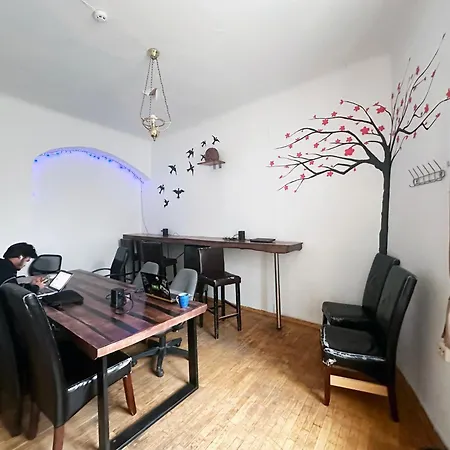 Imaginary (adults Only) Albergue *